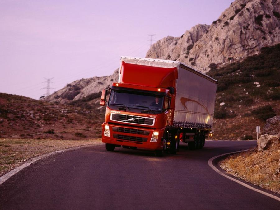  Volvo FM12 4x2 2003 года  (фото 19 из 30)
